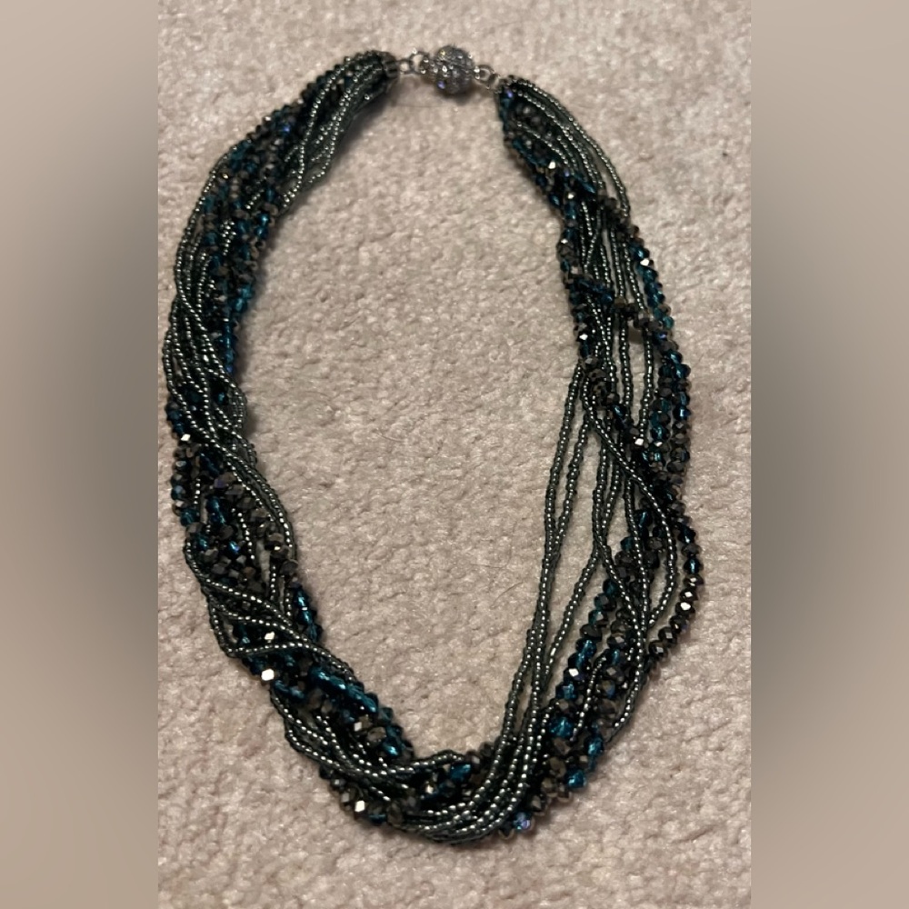 Elegant Beaded Necklace and Matching Bracelet in Black and Blue